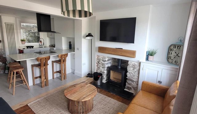 Seaside Escape at Looe Cottage in Looe