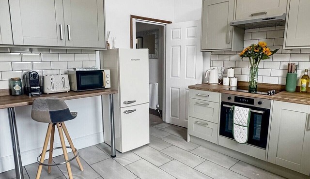 Sleeps 10 3 Bed Central Grantham with Parking