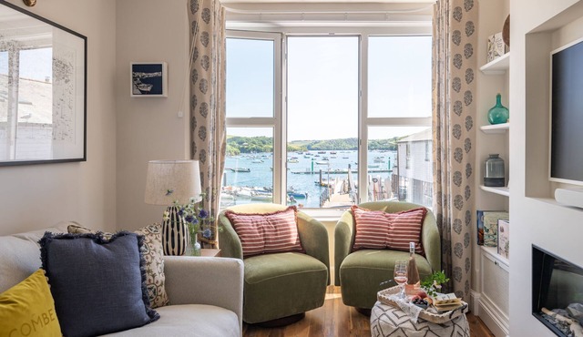 Slipways - an apartment that sleeps 4 guests in 2 bedrooms