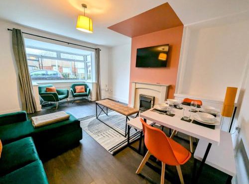 Spacious 3 BDRM with Driveway , Garden, Blyth