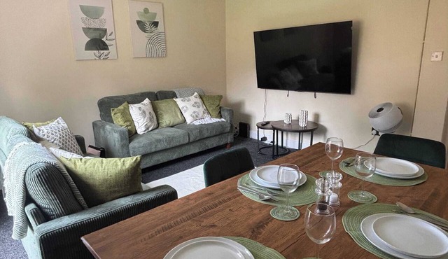Spacious 5BR Edgbaston Home, Parking & Garden