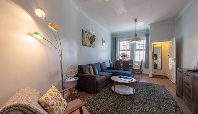 Spacious Comfy 2BR flat