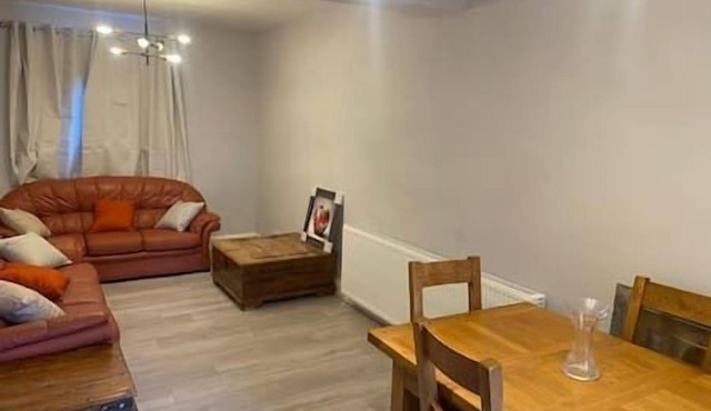 Spacious & Cozy 3 Bedroom Home in Bexleyheath