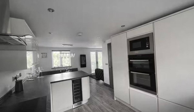 Spacious five-bedroom modern countryside escape perfect for families and groups
