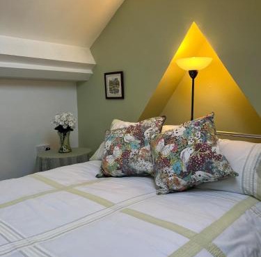 Spacious Semi-Detached Home