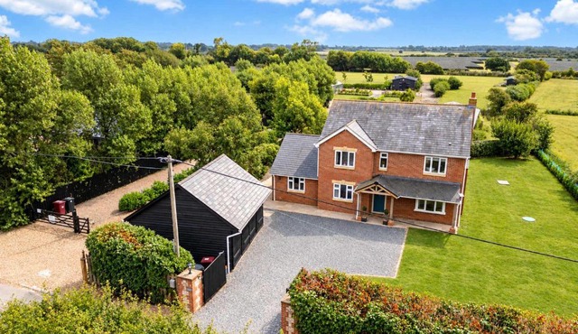 Spacious Sidlesham Country Home near Witterings in Sidlesham