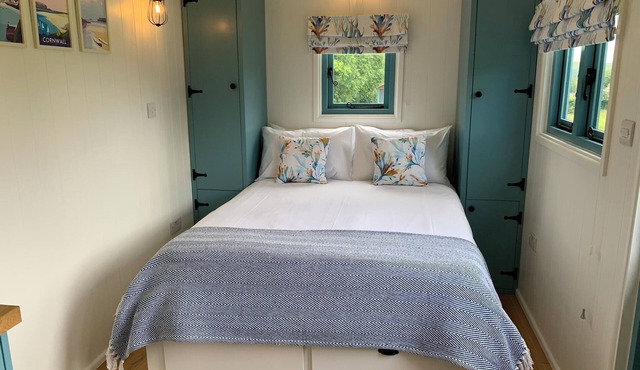 St. Kew Shepherd Huts in Wadebridge