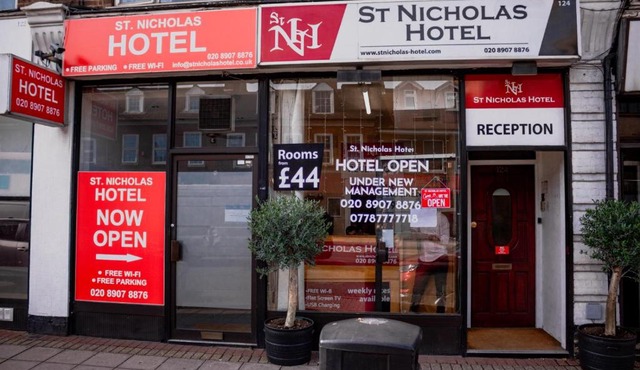 ST NICHOLAS HOTEL
