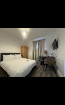 Studio Luxe on Chudleigh E