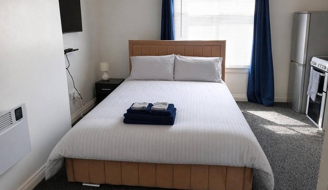Studio Sleeps 2 With Parking