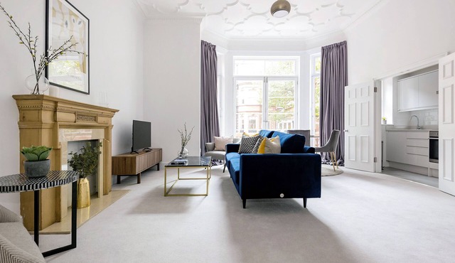 The Ebury Suite next to Sloane Square