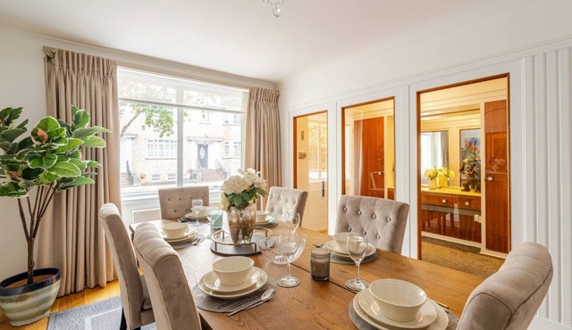 The Hyde Park Townhouse