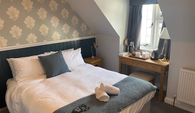 Three Bishops Inn