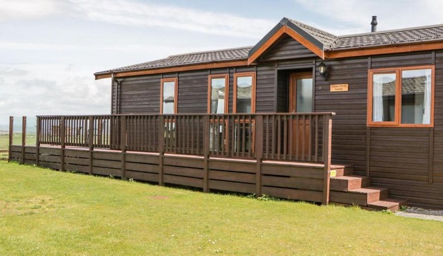 Three Views Lodge