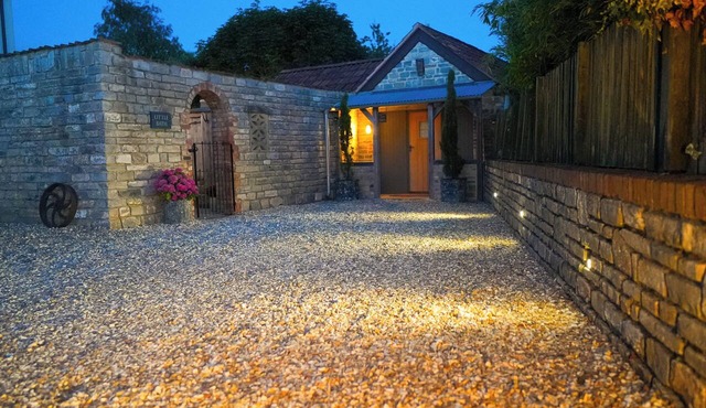 ‘TIN BATH’ A COTTAGE AS GLORIOUS AS IT’S NAMESAKE
