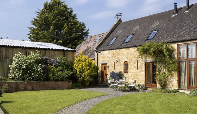 Toms End, Mickleton, Chipping Campden, sleeps 4 guests in Mickleton