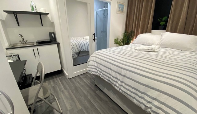 Unlimited peace Apartments