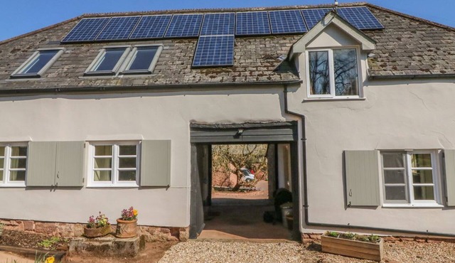 Upper Barn Cottage, Wootton Courtenay