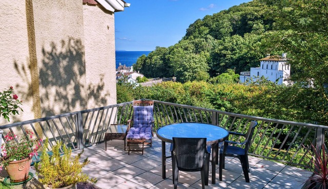 Upper Deck, Cawsand