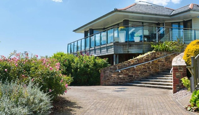 VANTAGE POINT, HILLFIELD VILLAGE, family friendly in Dartmouth
