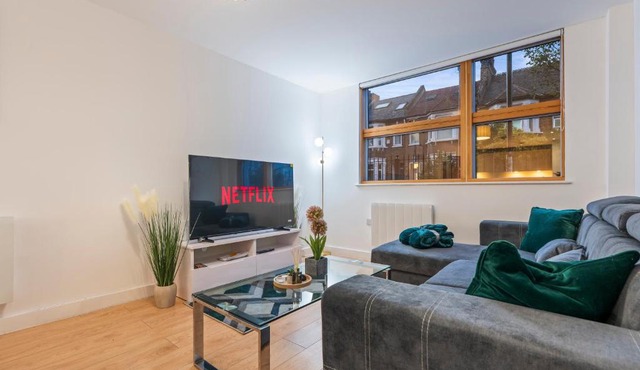 Vida Luxe, Modern 1BR Apartment - Sleeps 4