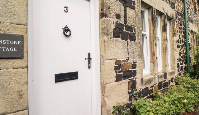 WHINSTONE (BAMBURGH), pet friendly, with a garden in Bamburgh