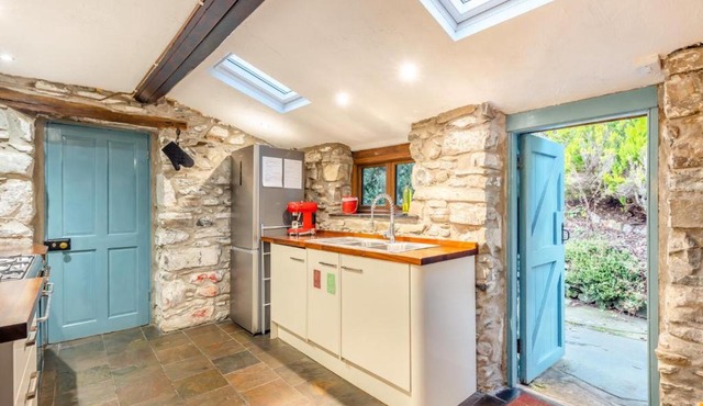 Y Cwtch - Panoramic mountain views within Snowdonia's National Park - 4x4 only