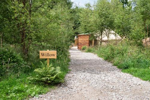 Yurtshire Eavestone Lake - Willow