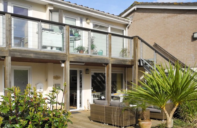 2 bedroom accommodation in Downderry