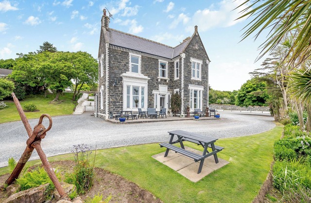 Accommodation 