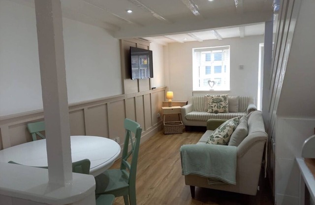 Kingshead Street Pwllheli 