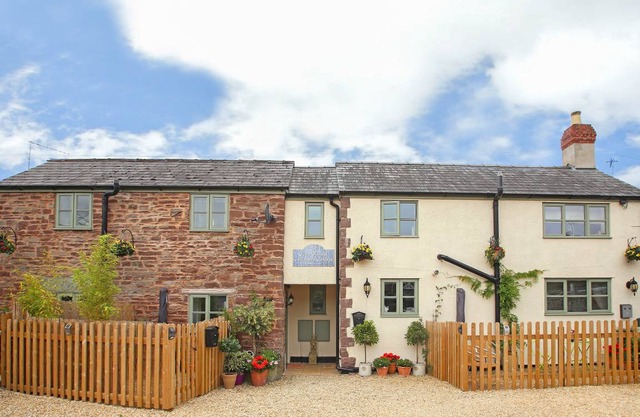 West Cottage 