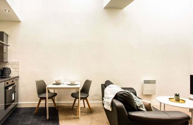 City Living Apartments - Studio 1