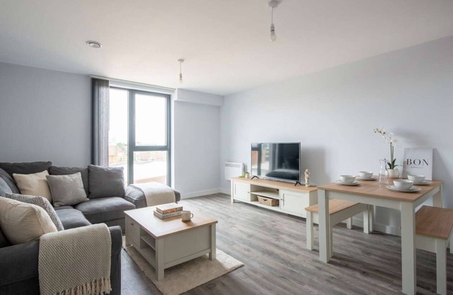 Modern 1BED Central Birmingham Apartment- Sleeps 4 in Birmingham