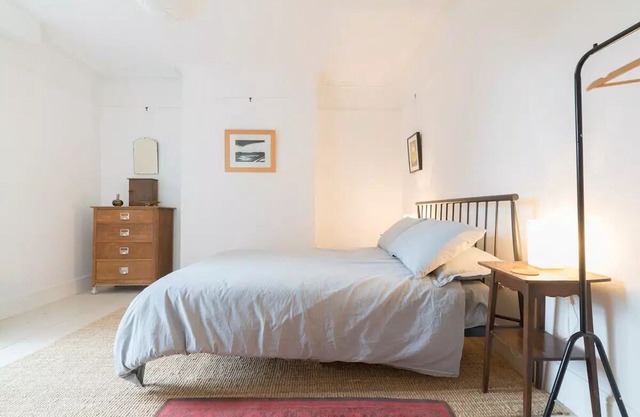 Spacious Norfolk home, moments from beach and shops with private parking