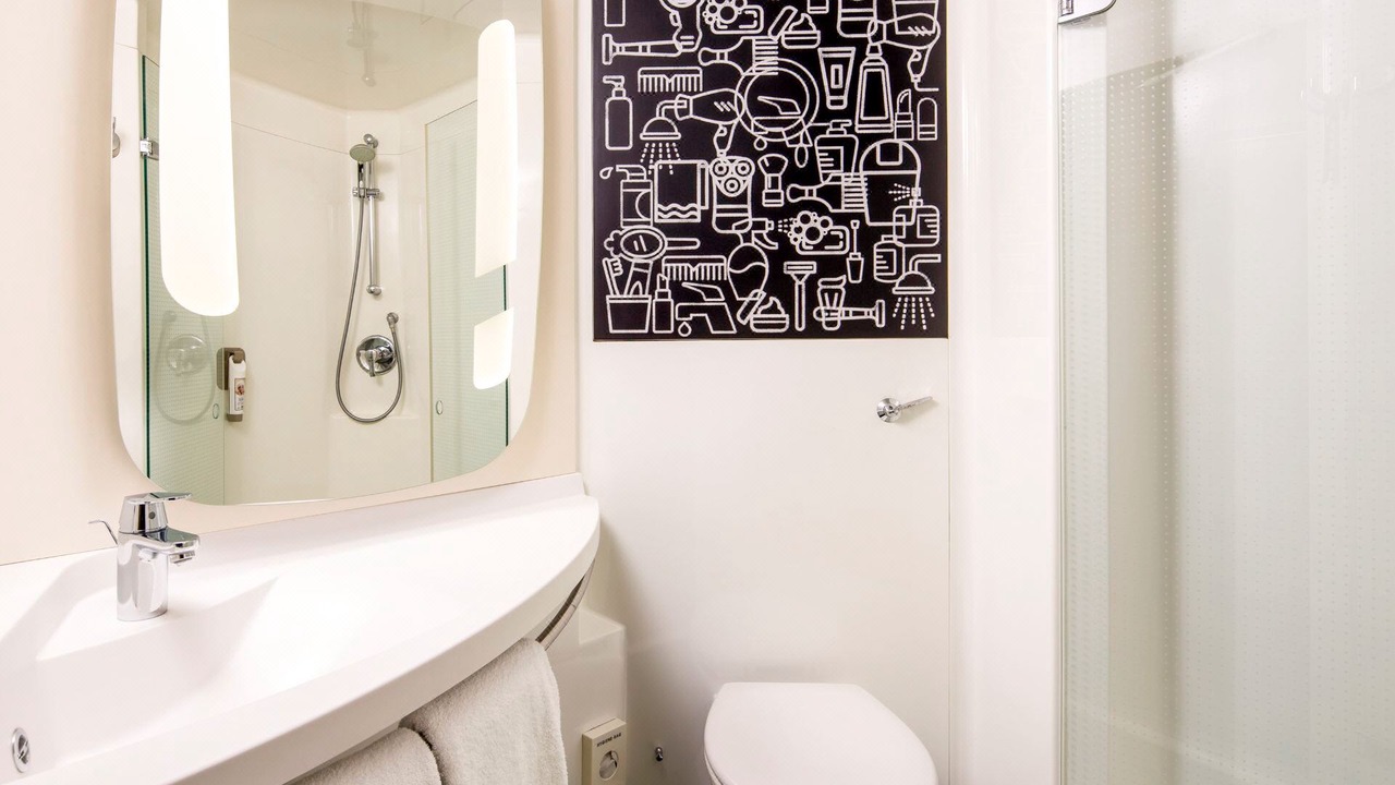 Photo of Bathroom in Borehamwood