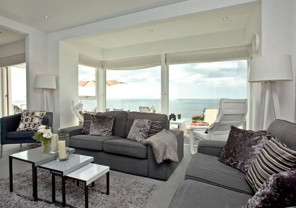 Photo of Livingroom in Praa Sands