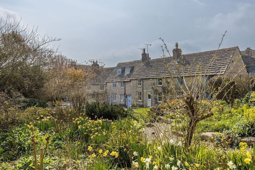 Photo of Outdoor in Worth Matravers