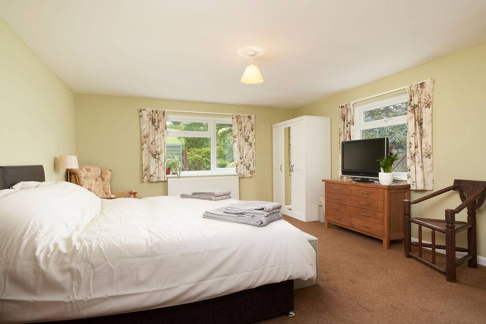 Photo of Bedroom in Kingsbridge