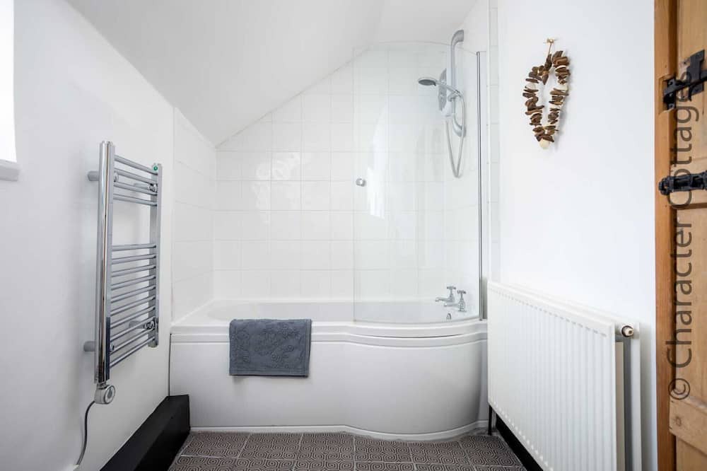 Photo of Bathroom in Northleach