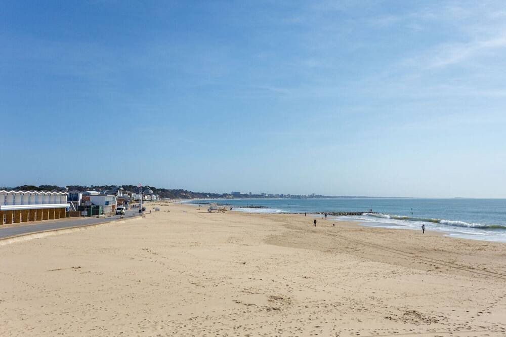 Photo of Others in Sandbanks
