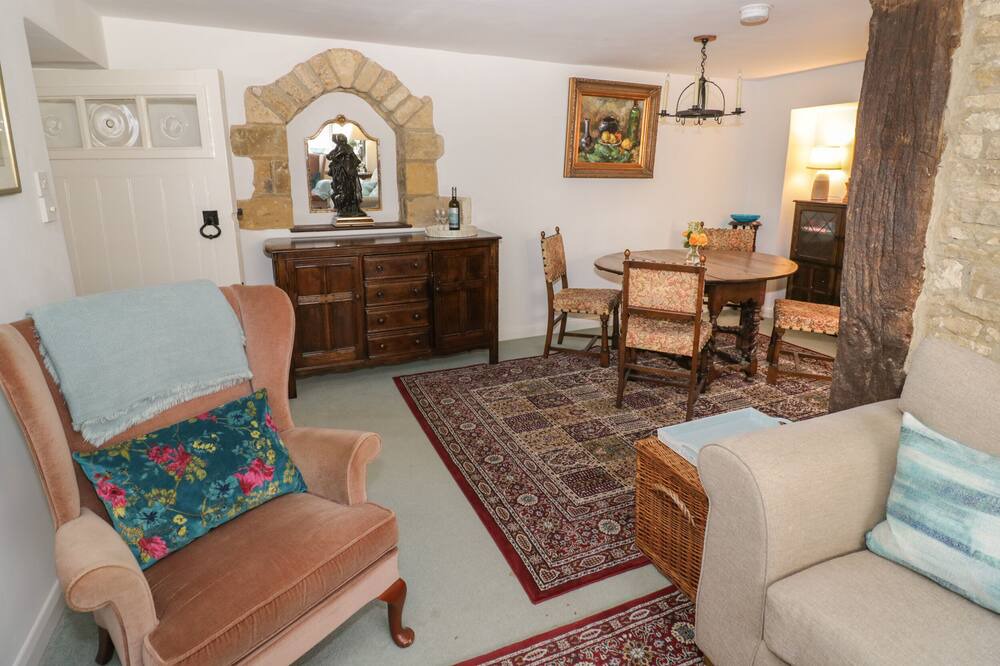 Photo of Livingroom in Snowshill Village
