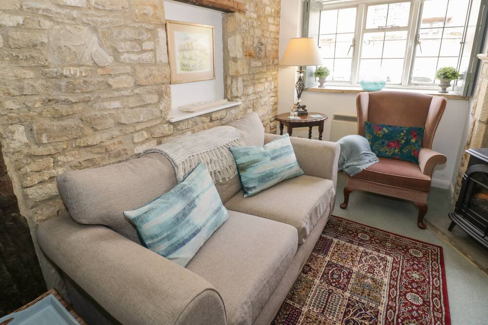 Photo of Livingroom in Snowshill Village