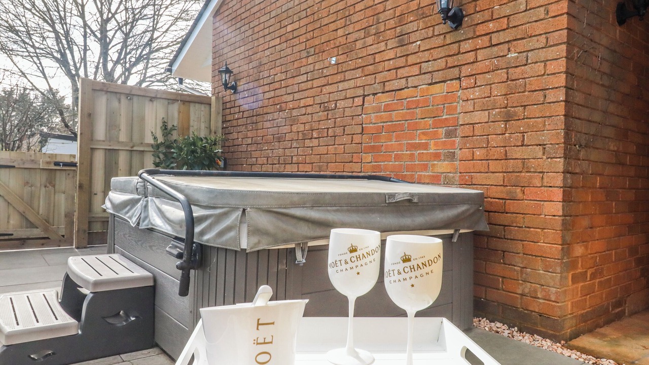 Photo of Patio Balcony in Stoke Canon