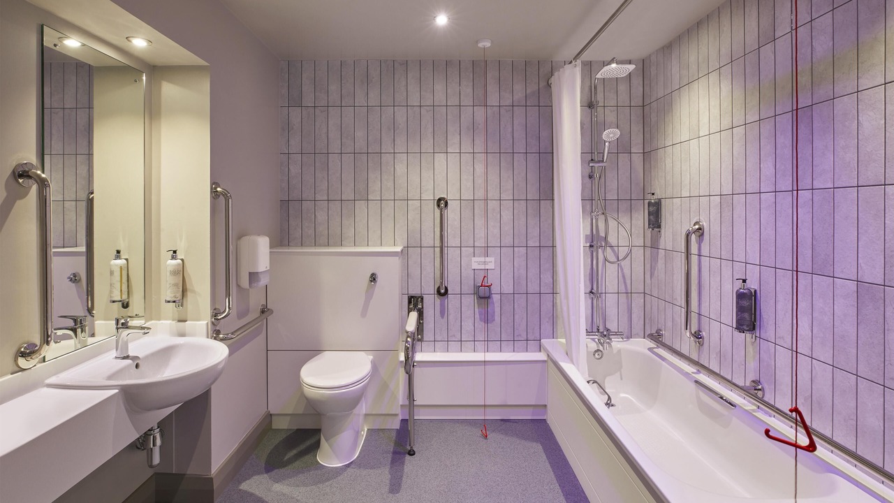 Photo of Bathroom in Great Witcombe