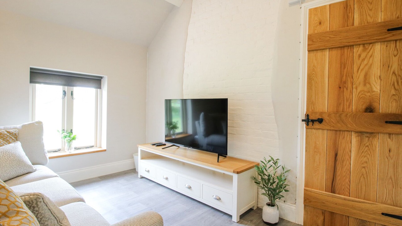 Photo of Livingroom in Ellesmere