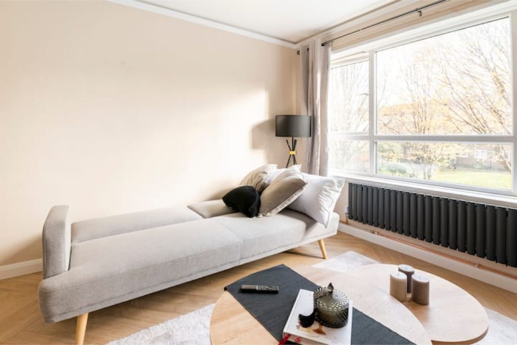 Photo of Livingroom in Prince's