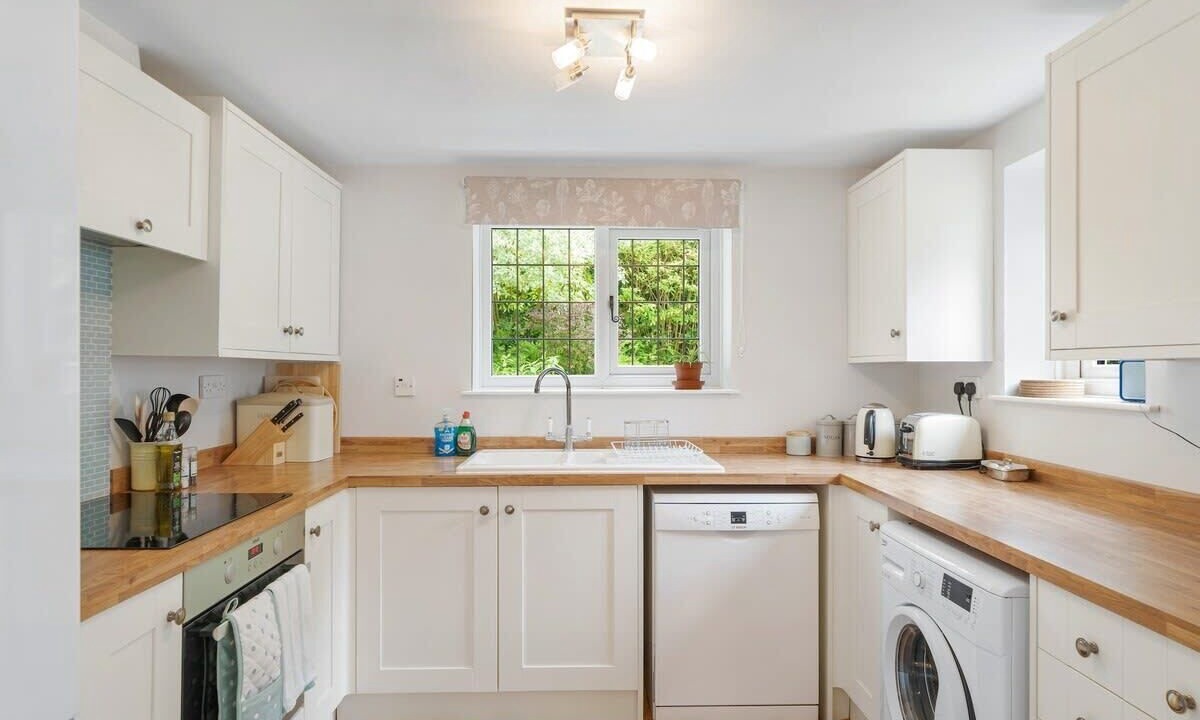 Photo of Kitchen in Cullompton