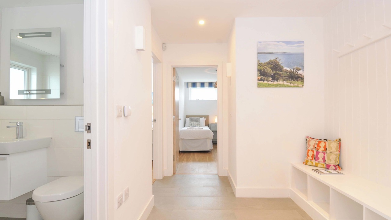 Photo of Bathroom in Polzeath