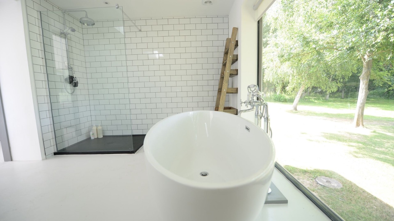 Photo of Bathroom in Whippingham